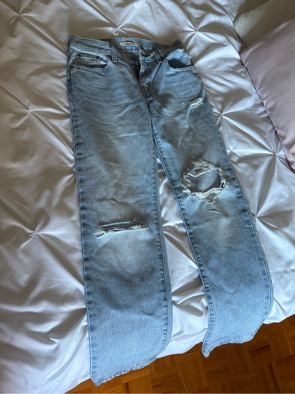 Light Blue Distressed women's Jeans Levi